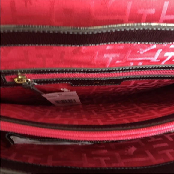 New Elaine Turner Aubrey Stamped Platinum Leather Large Shoulder Bag - Picture 8 of 12